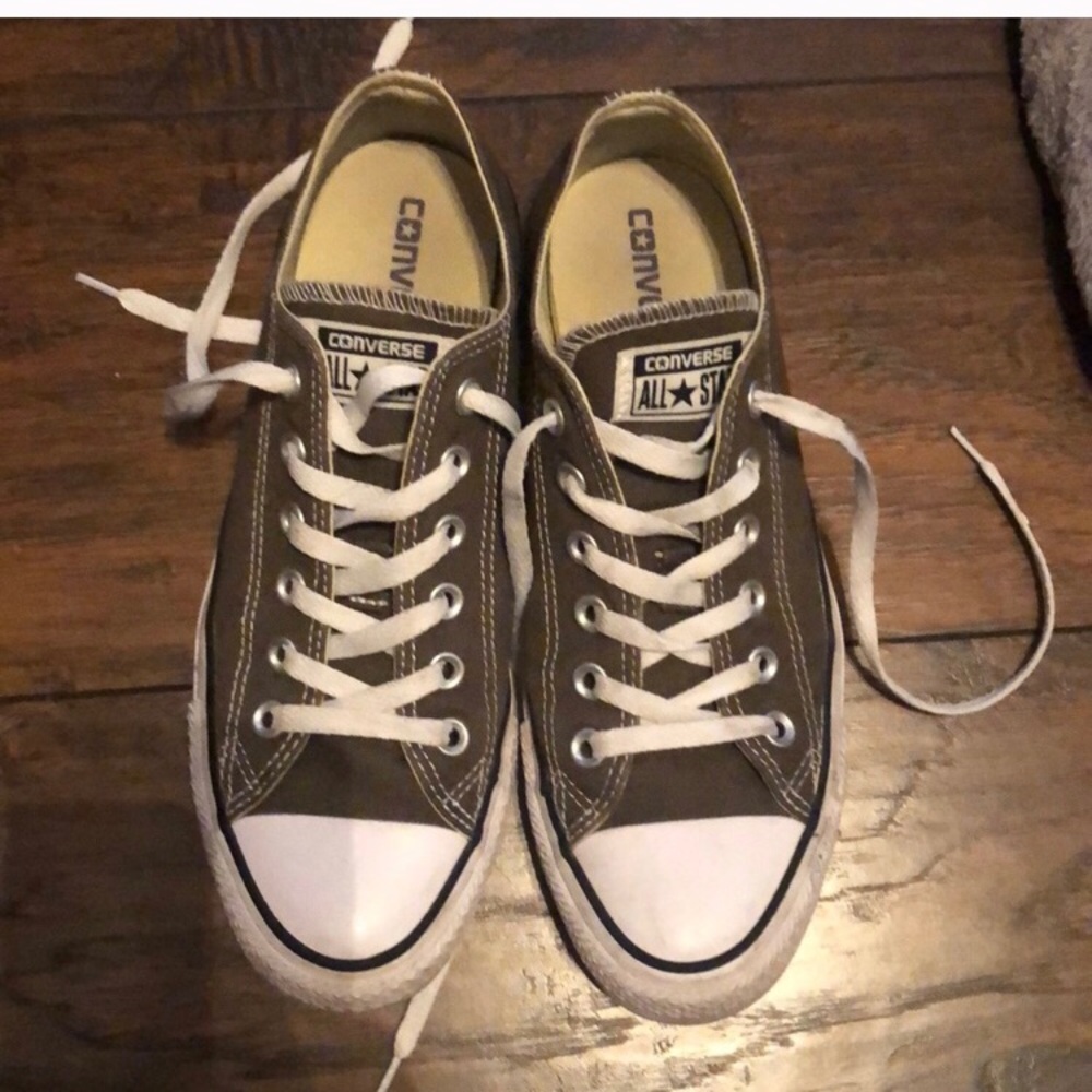Olive green converse!